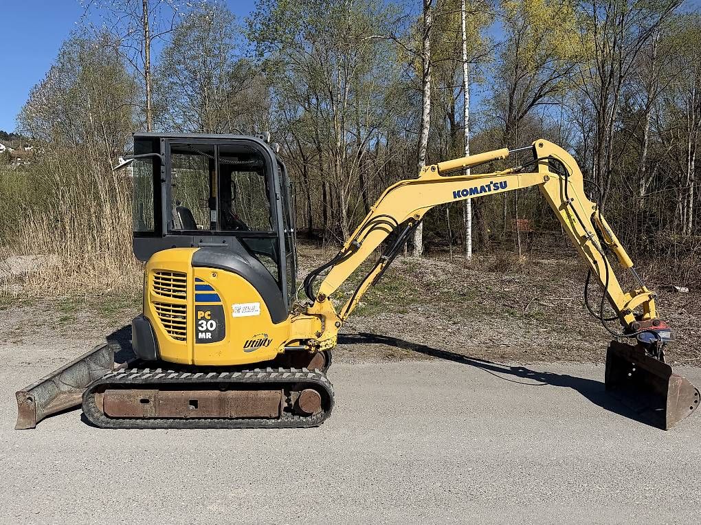 Komatsu Escavatori: Komatsu 3.5Tonnen Bagger – Usato da Menziken venduto da Tairi10