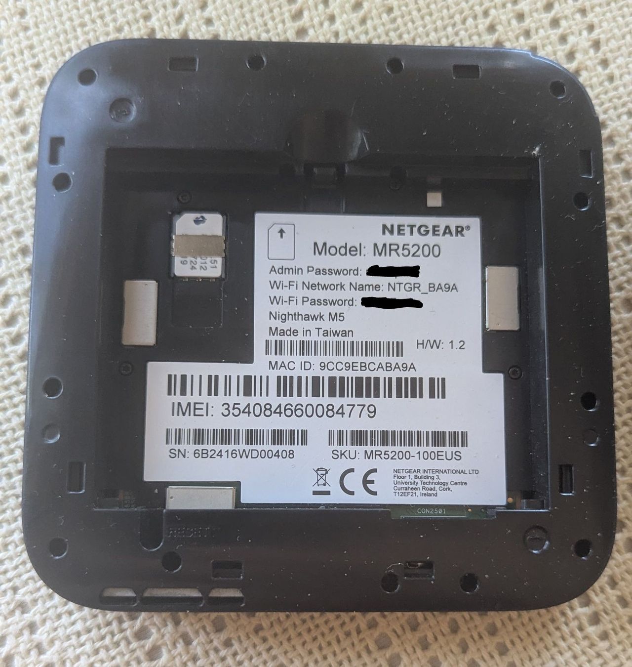 Netgear Modems & Router: NETGEAR MR5200 Mobile Router Nighthawk M5 – Gebraucht aus Rothenburg von Cobe 1