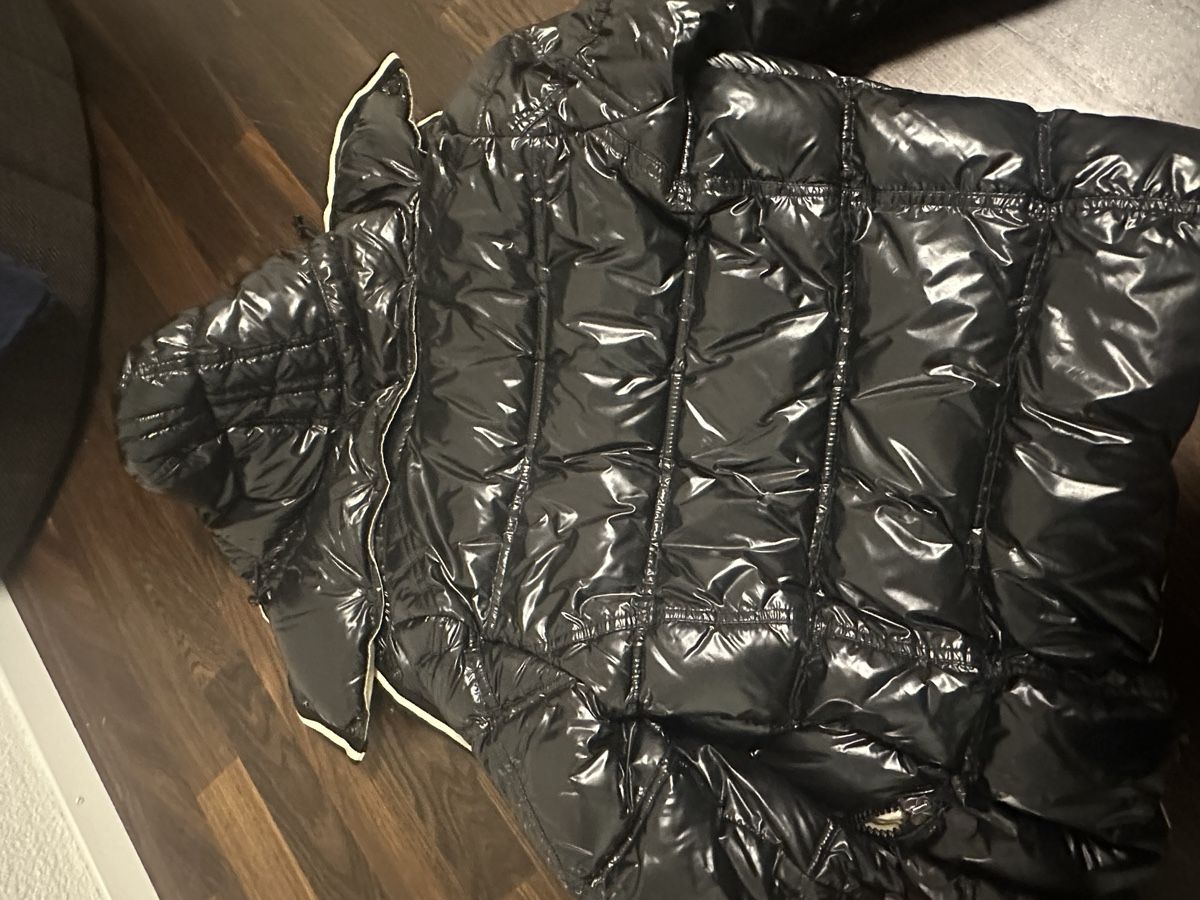 Moncler Giacche: Moncler Jacke  – Usato da Gockhausen venduto da MurielBavaud 4