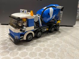 LEGO City 7990 Cement Mixer