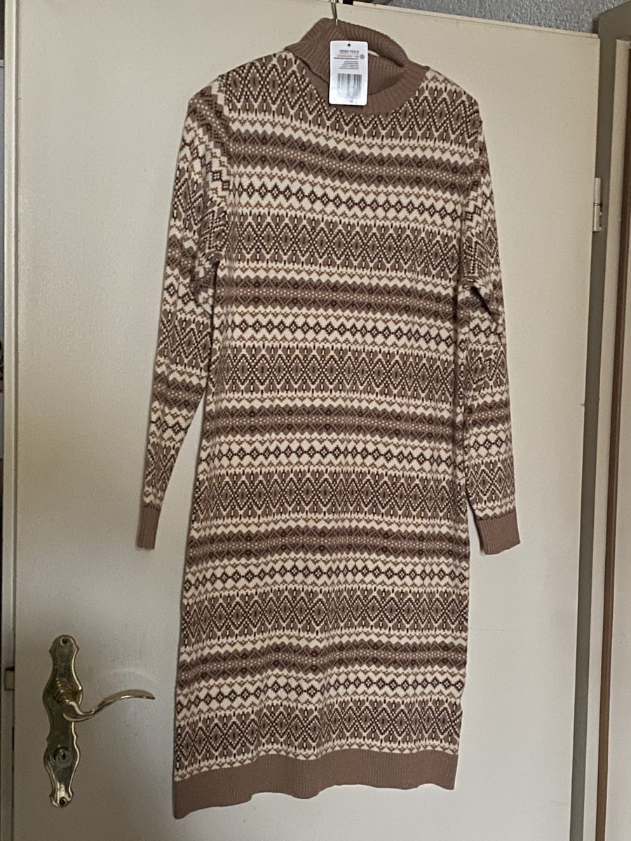Kleider: Strickkleid – Neu (gemäss Beschreibung) aus Gretzenbach von Cantate
