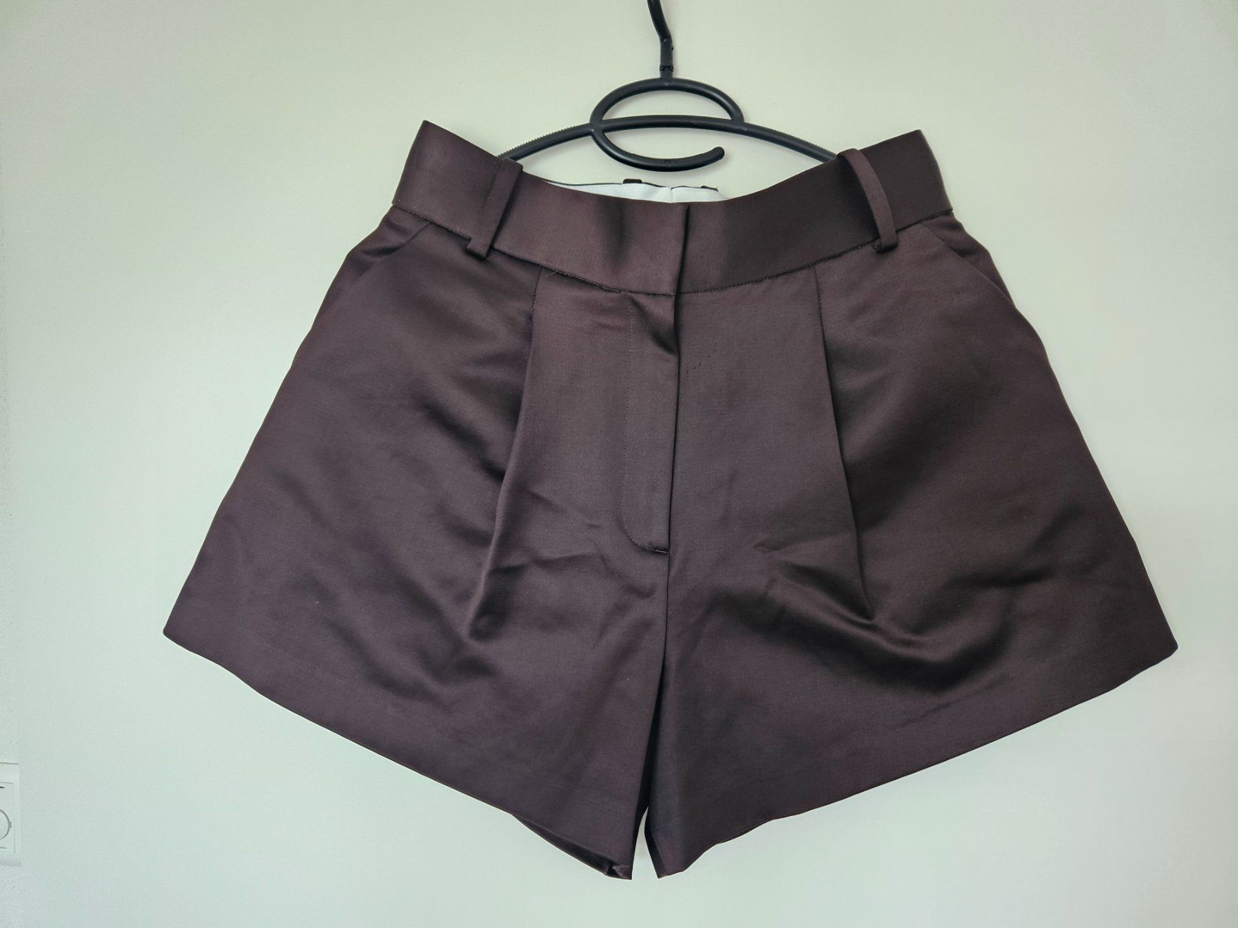 Other Stories Pantaloni: And other stories - Satin Shorts – Nuovo e nell'imballaggio originale da Dietikon venduto da nat_6p98 2
