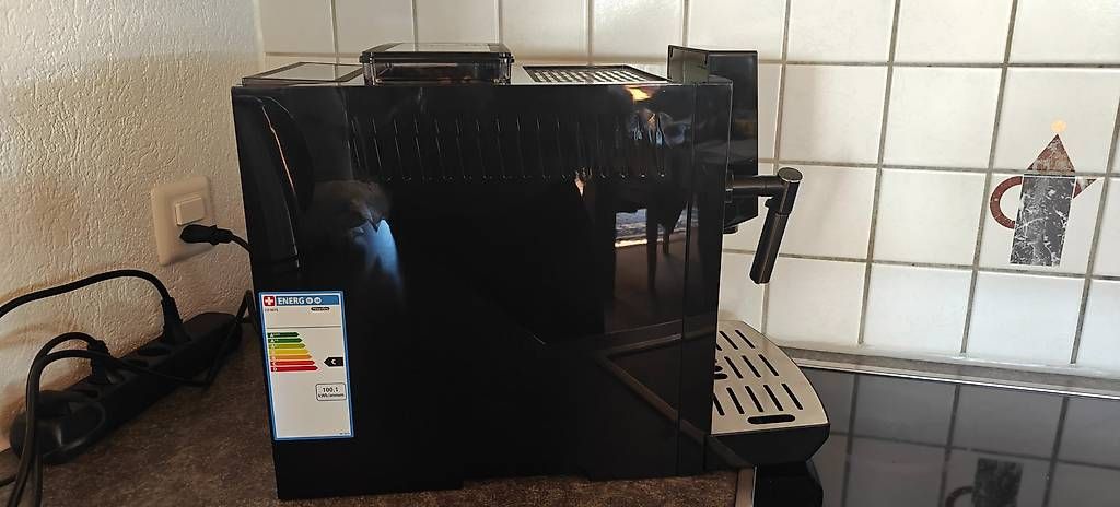 Macchine per caffè & Macchine per espresso: Kaffeevollautomat Prima Vista – Usato da Biel/Bienne venduto da calamar-1358 1