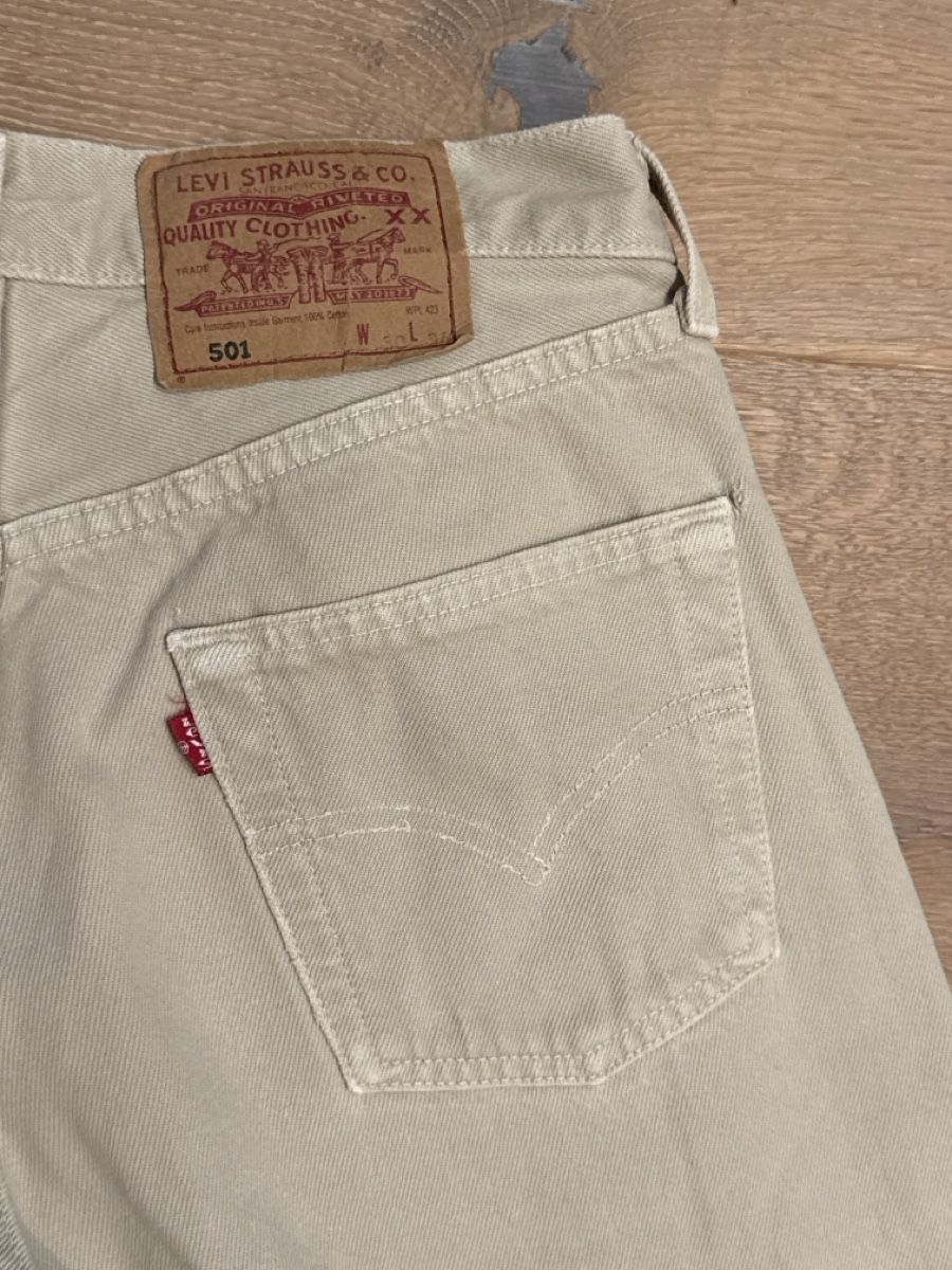 Levi's Jeans: Levi Strauss Jeans beige – D'occasion à Farnern par allthingspreloved 2