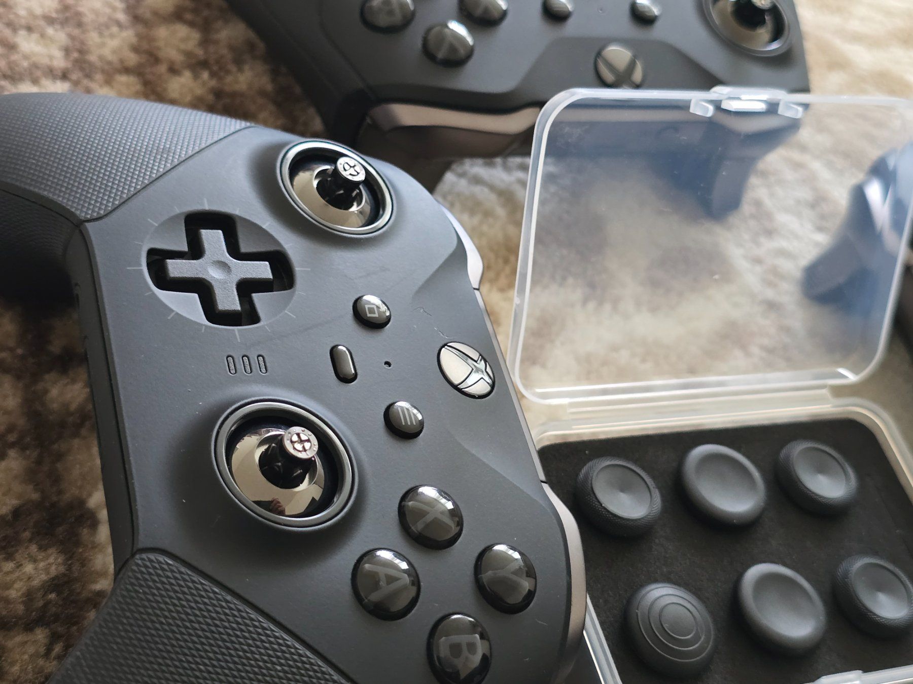 Microsoft Console: 3x Xbox Elite 2 / TOP Zustand – Usato da Basel venduto da Zait 4