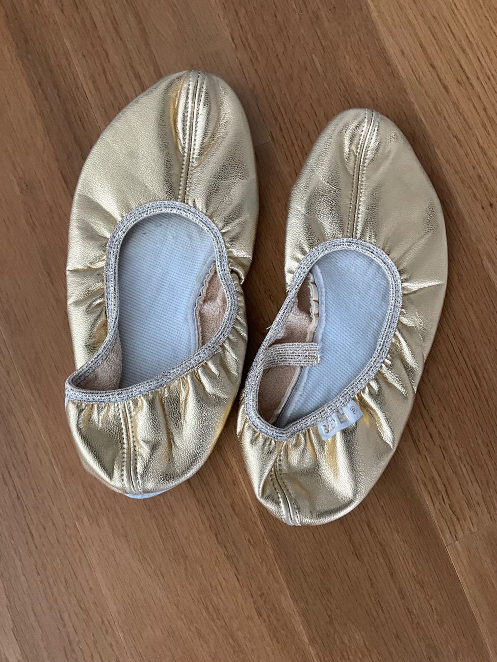 Kleiderpakete: Belly dancing pants, top, shoes & skirt – Gebraucht aus Erlenbach ZH von Syssi_C 5