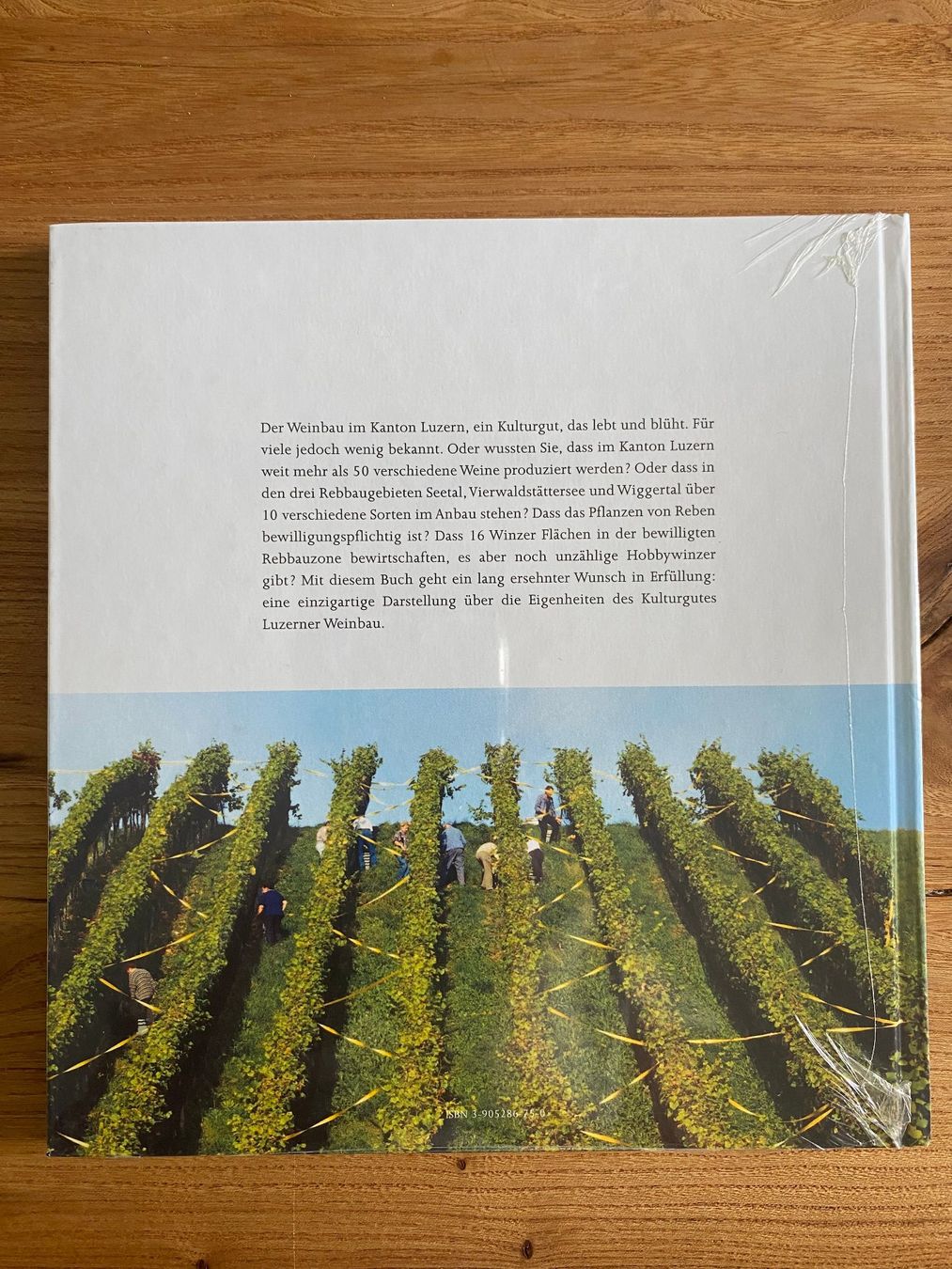 Libri: Buch Rebbau im Kanton Luzern – Nuovo e nell'imballaggio originale da Kastanienbaum venduto da Niara2 1