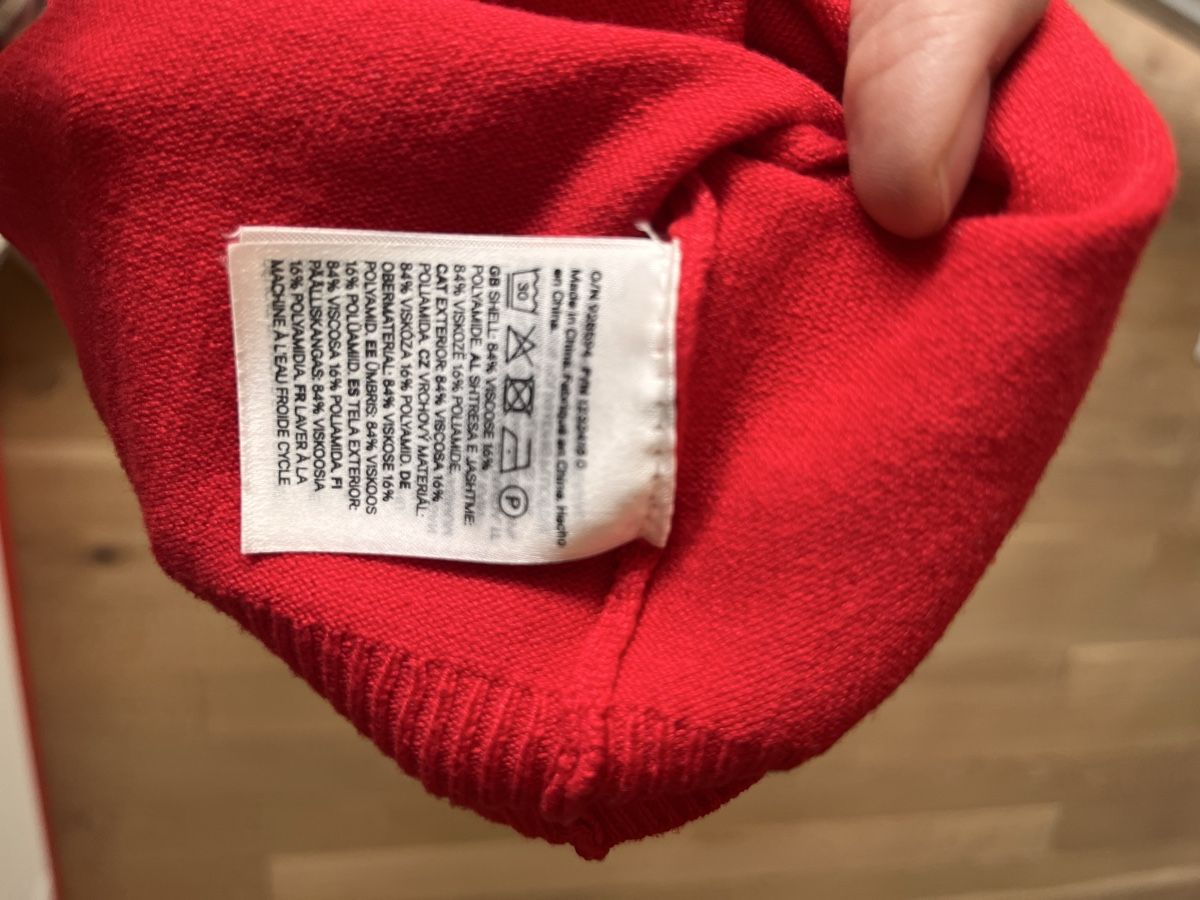 H&M Maglioni & Felpe: Rollkragenpullover rot gr. M – Usato da Rüthi (Rheintal) venduto da Yulia_T 4