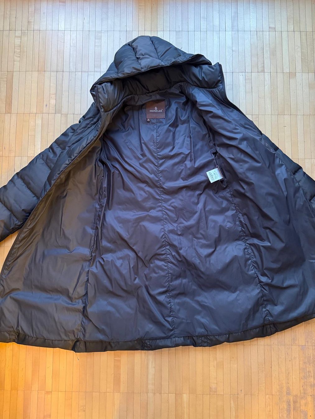 Moncler Cappotti: Moncler Damen Daunenmantel – Usato da zürich venduto da 105664 3