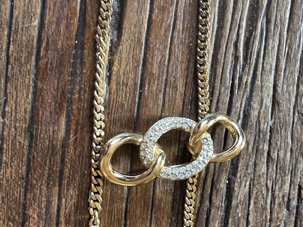 Dior Autres bijoux: Collier chaîne maille et broche  Dior strass doré – D'occasion à Genève par Sunny-lilly 2