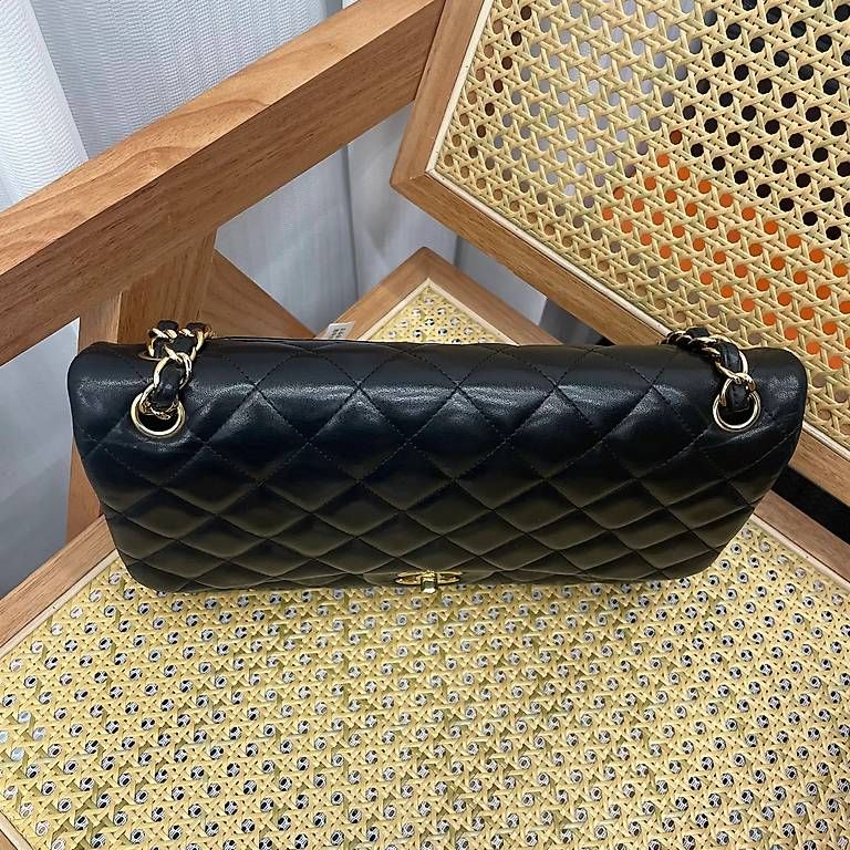 Taschen für Damen: Chanel Timeless Jumbo Classic Flap Noir – Gebraucht aus Lausanne von Temamapaire 3
