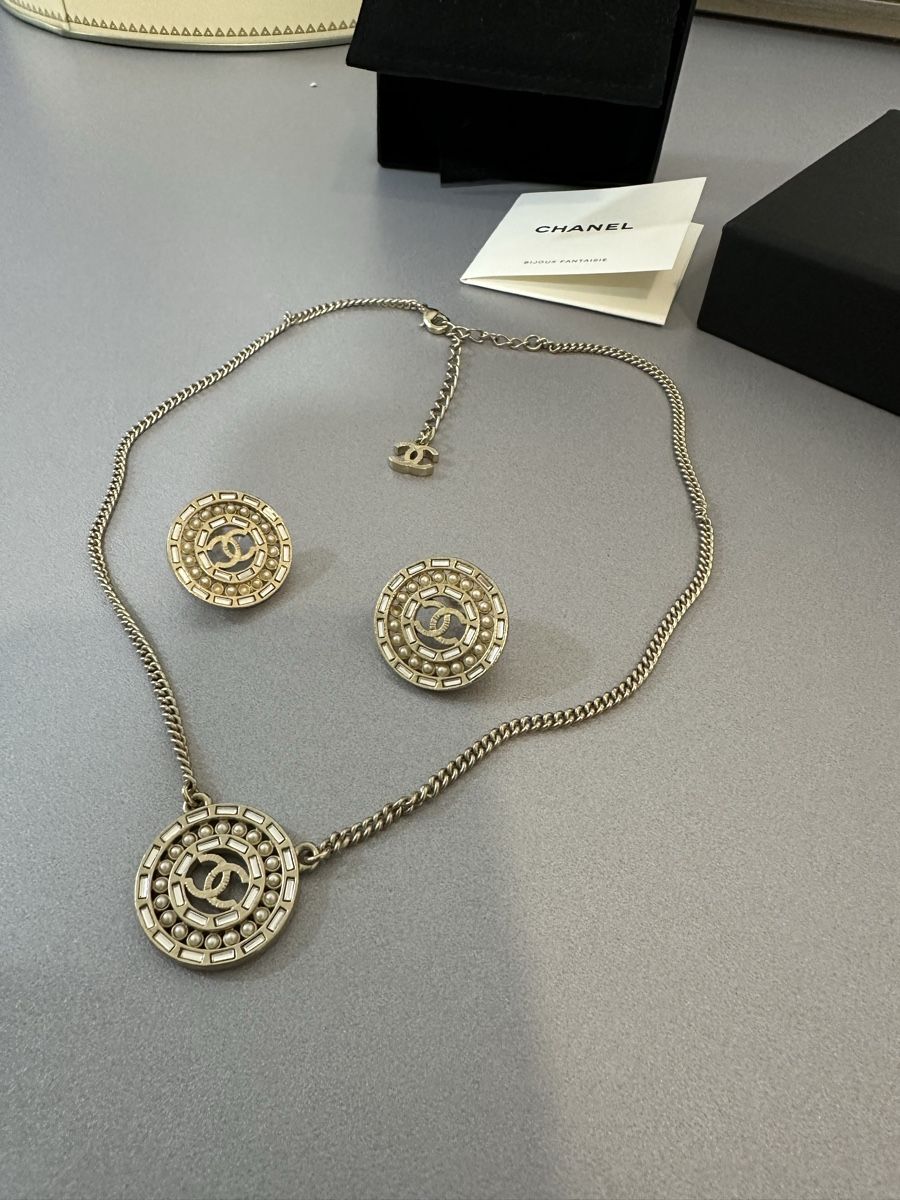 Chanel Altri gioielli: Chanel Schmuck – Usato da Wallisellen venduto da anutadarki 1