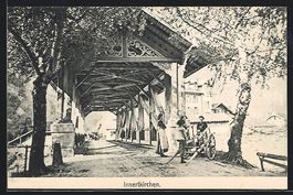 Innertkirchen, Ortspartie mit überdacht
