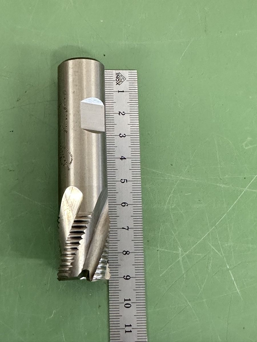 Alle Werkzeuge: 20 mm HSS End Mill, Schaftfräser. – Gebraucht aus Aarberg von SNMachines 3