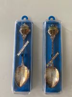 Cuillères souvenir argenté lot de 2 état neuf