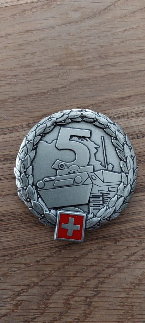 Schweizer Armee Placchette & Badge: Emblem Infanteriebrigade 5 – Usato da Sargans venduto da blauberg