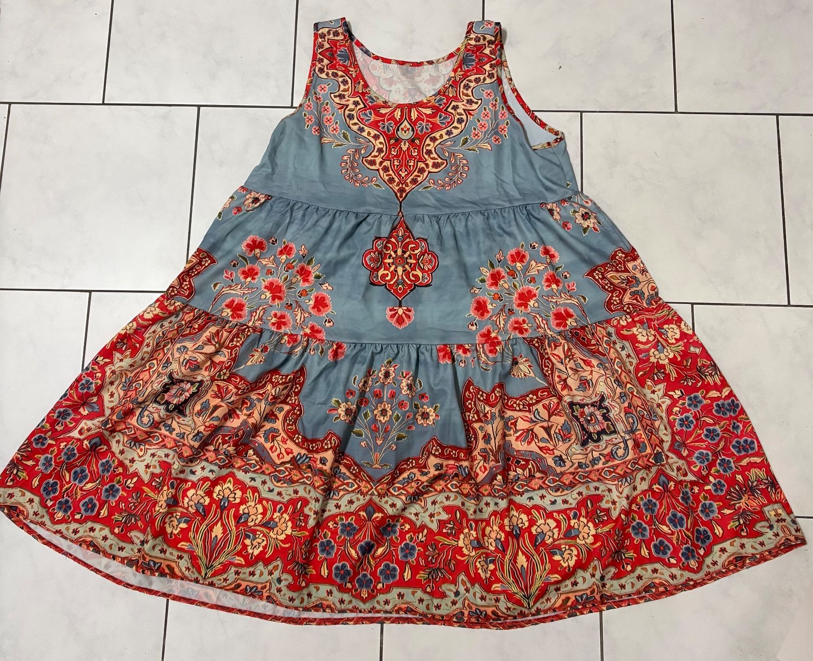Robes: Kleid / Sommer-Midikleid – Neuf (Voir description) à Basel par tif_m2h6 3