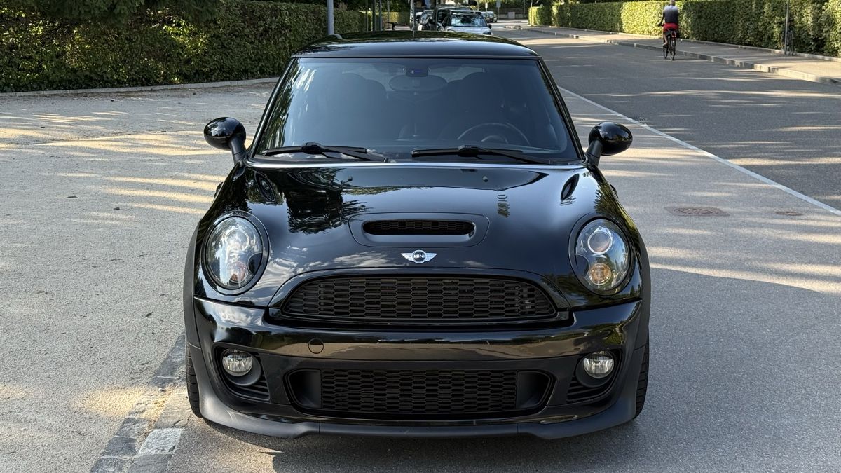 Mini Autos: MINI COOPER S JCW AERO Paket – Gebraucht aus Basel von bahoo5858 1