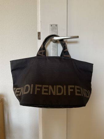 Vintage Fendi Handbag🎁 FREE Fendi Long Wallet