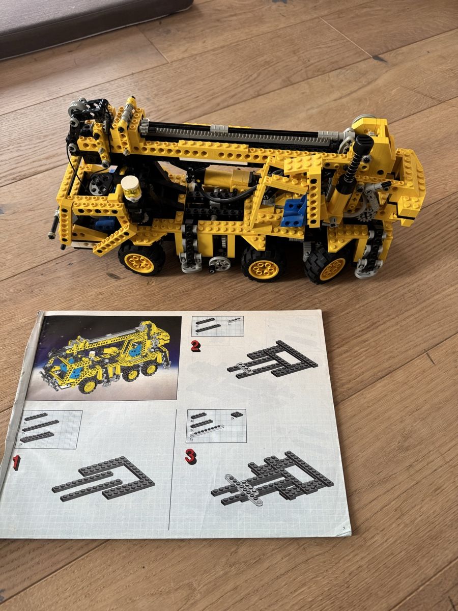 Lego Kit di costruzioni: Vintage Lego Technic Set: 8414, 8460, 8235 – Usato da Zug venduto da axx3l 6