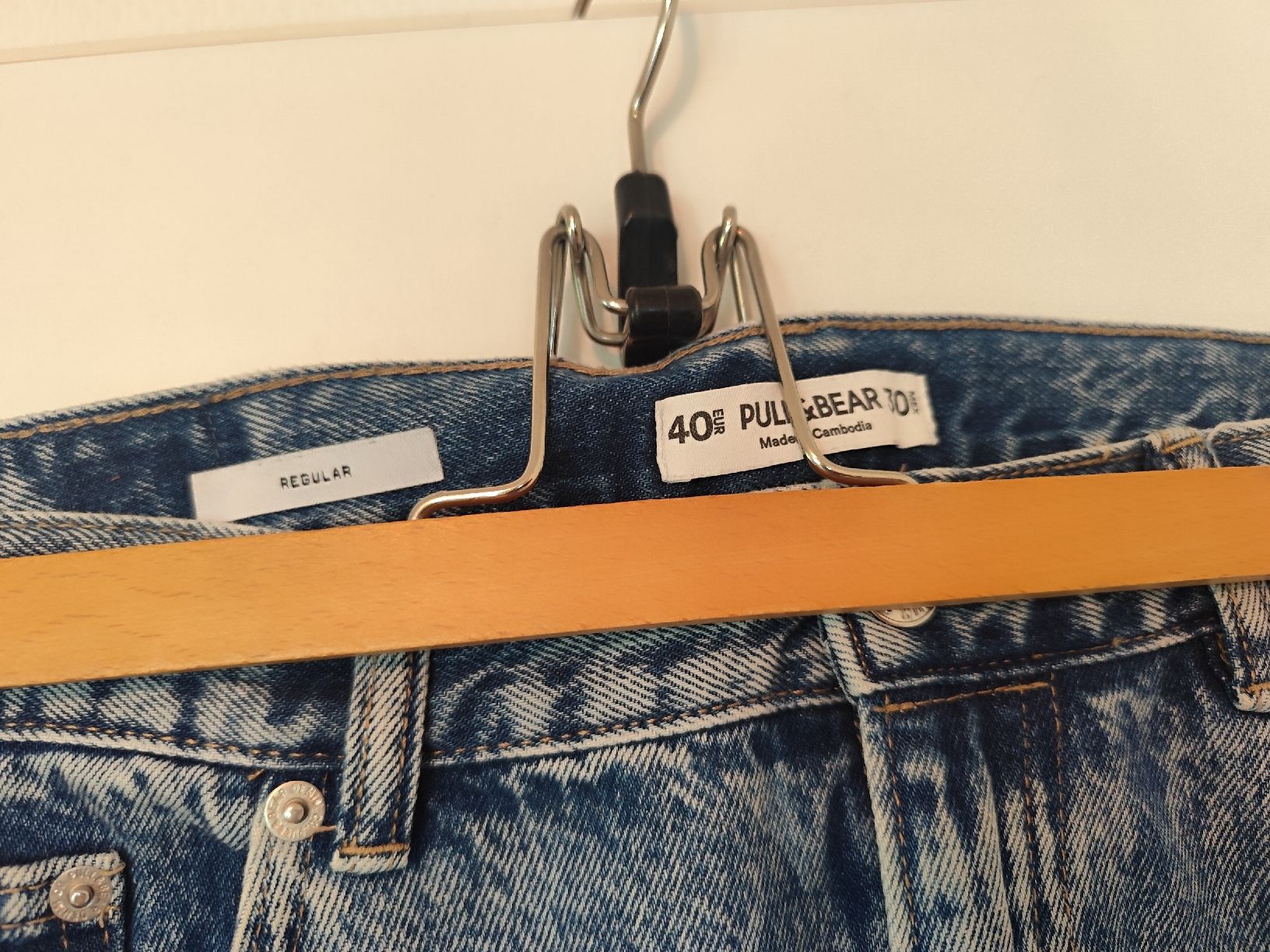 Lotti di vestiti: S.Oliver Bluse weiss Gr. 38 + Pull&Bear Jeans Gr. 40 – Usato da Zürich venduto da Claudia_Zueri 2