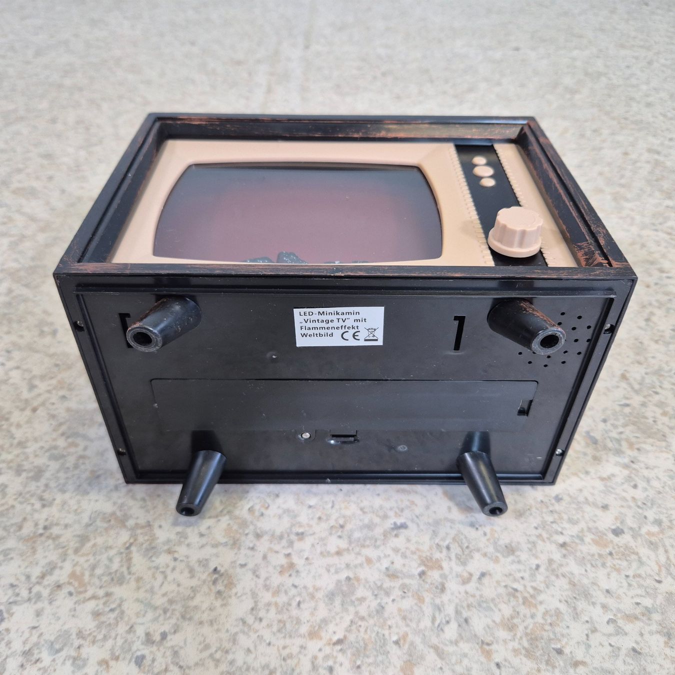 Cheminée: LED Mini Kamin 'Vintage TV' Flammeneffekt Deco Kamin – D'occasion à Nottwil par Wondewa-Shop 4