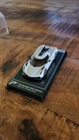 Modellauto Koenigsegg Jesko Absolut 1:64 Crystal White