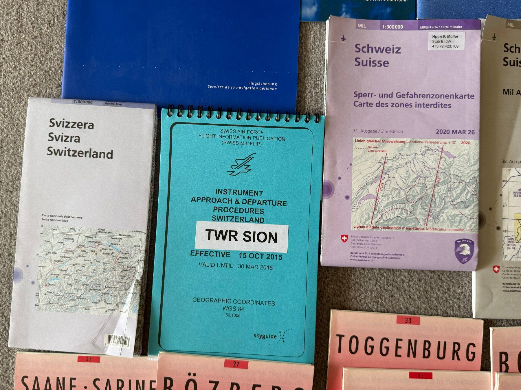 Livres: Grosses Lot Luftfahrtkarten Luftwaffe - Schweizer Armee – D'occasion à Brütten par Hst1 4