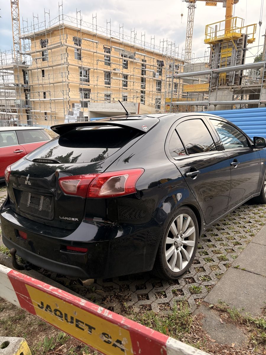 Mitsubishi Automobili: MITSUBISHI LANCER 1.8 2011 – Usato da Mont-sur-Lausanne venduto da lau_9mt9 3