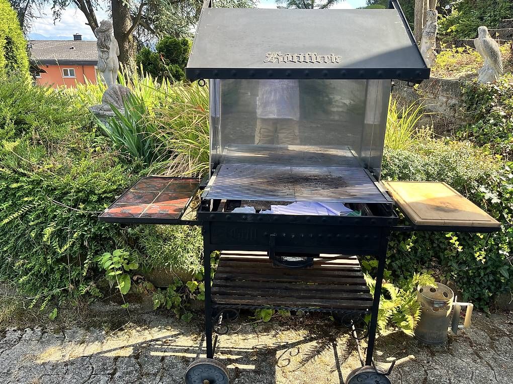 Griglie: Holzkohlegrill – Usato da Mauren TG venduto da Kochmario