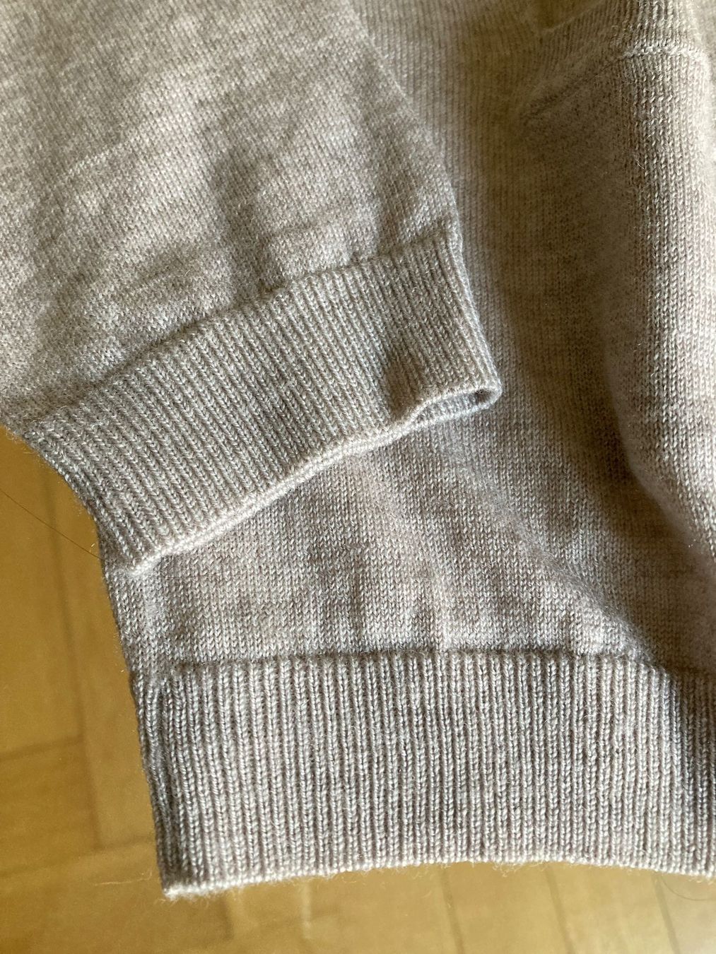 Repeat Maglioni & Felpe: REPEAT STRICKJACKE, GR. S, MERINOWOLLE, LEICHT UND WEICH – Nuovo (secondo la descrizione) da Zürich venduto da elegantissima 5