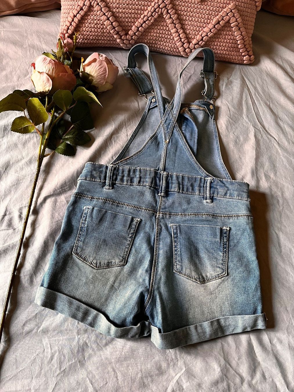 Jumpsuits: Gorgeous denim dungaress shorts - size 122 – Neu (gemäss Beschreibung) aus Genève von dmt_y25y 1
