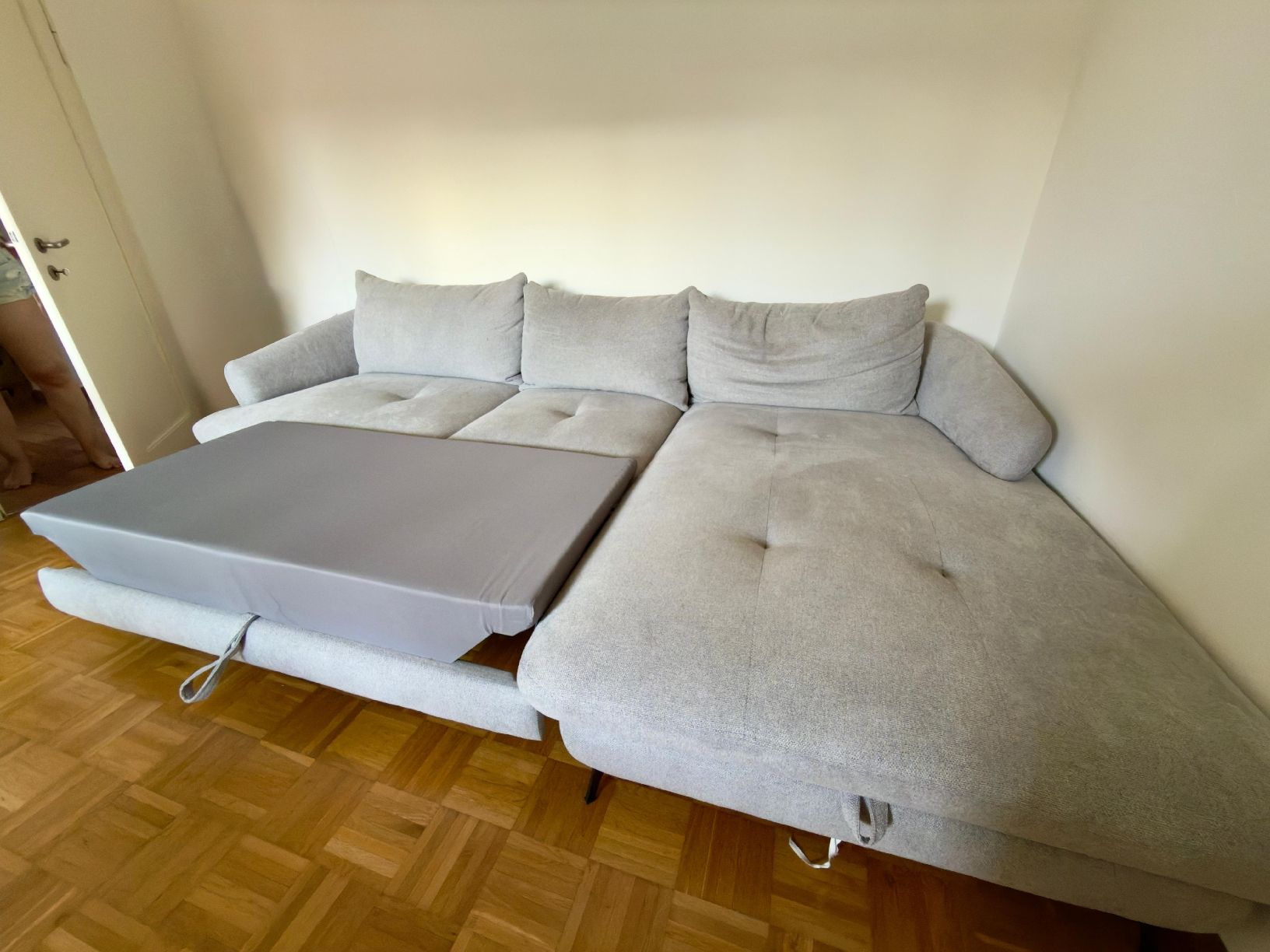Divani: Ecksofa Stoff hellgrau mit Schlaffunktion und Bettkasten – Usato da Zürich venduto da cor_7yj5 1