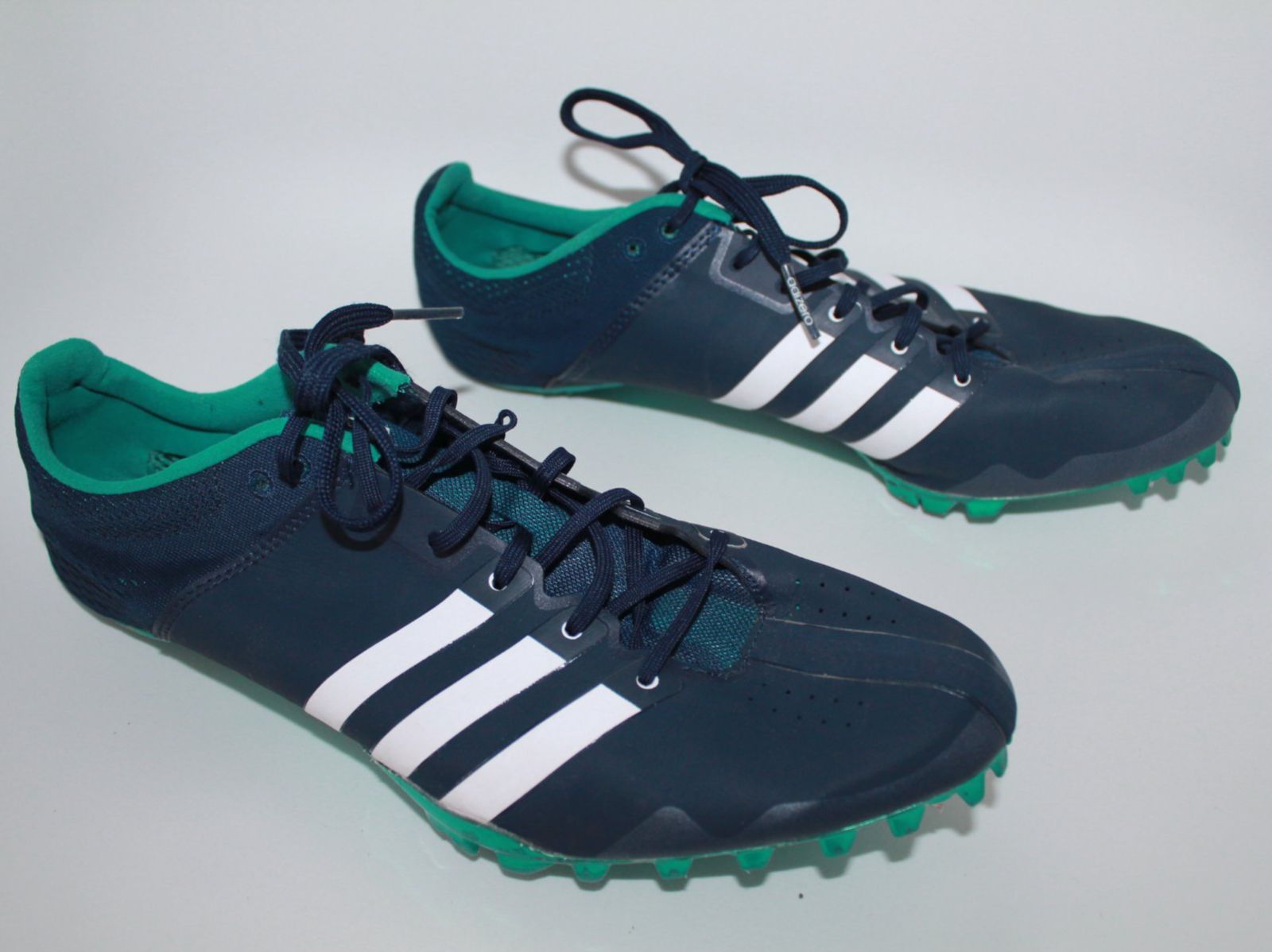 Adidas Scarpe da uomo: Chaussures d'athlétisme Adidas  t. 45 1/3 – Usato da Peseux venduto da Gilloss 1