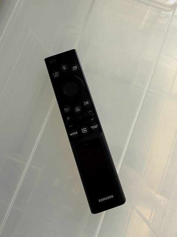 Samsung Fernseher: Télévision Samsung The Frame – Gebraucht aus Fribourg von eli_fl7x 3