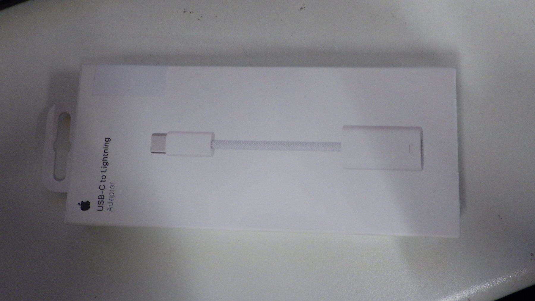 Apple Laufwerke & Adapter: APPLE USB-C to Lightning Adapter – Neu und originalverpackt aus Gossau ZH von OrderflowAG