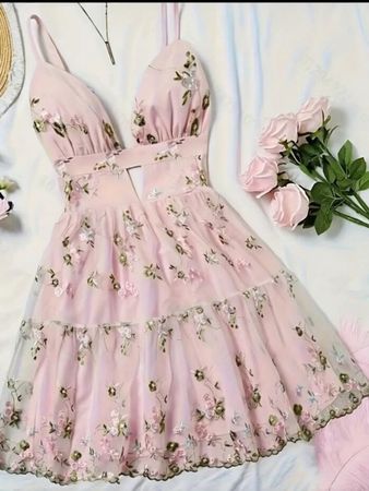 Sommerkleid rosa bestickt mit Blumen Grösse S neu