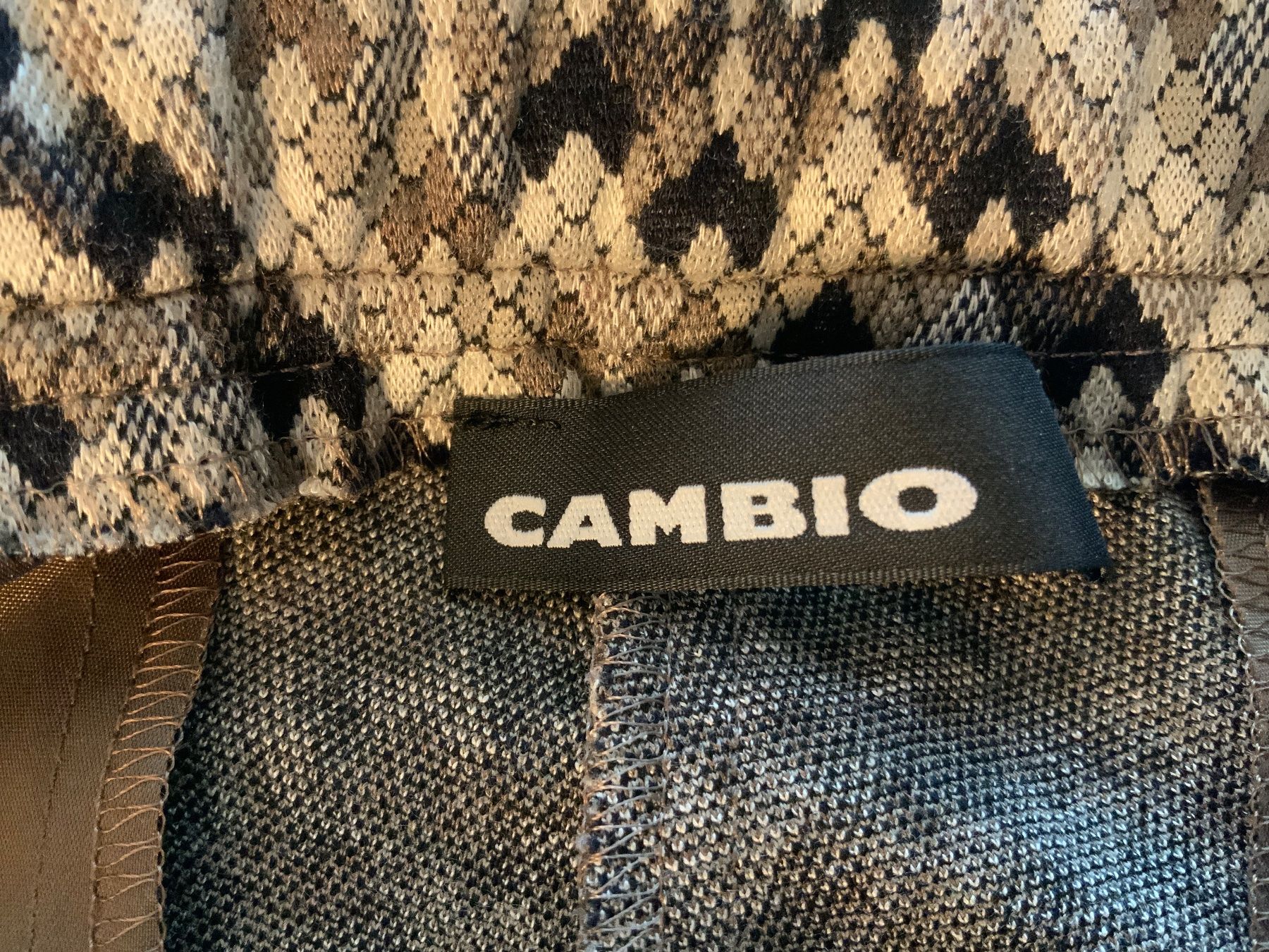 Cambio Pantaloni: Cambio Culotte Grösse ca.M – Usato da Buchs SG venduto da Sunie 3