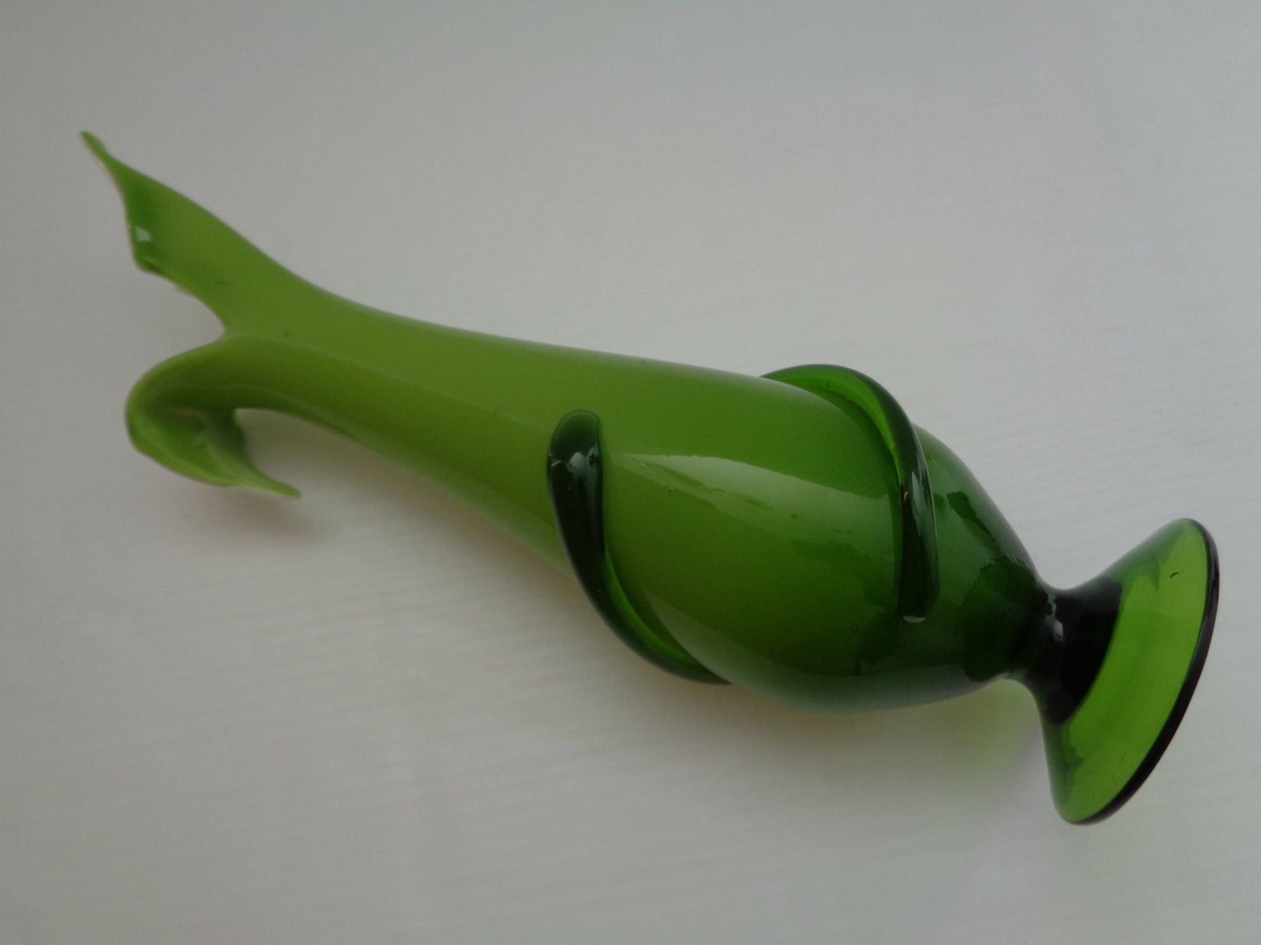 Murano Vasi & Recipienti: Murano Schnabelvase Opaline grün – Usato da Chur venduto da omonia 8