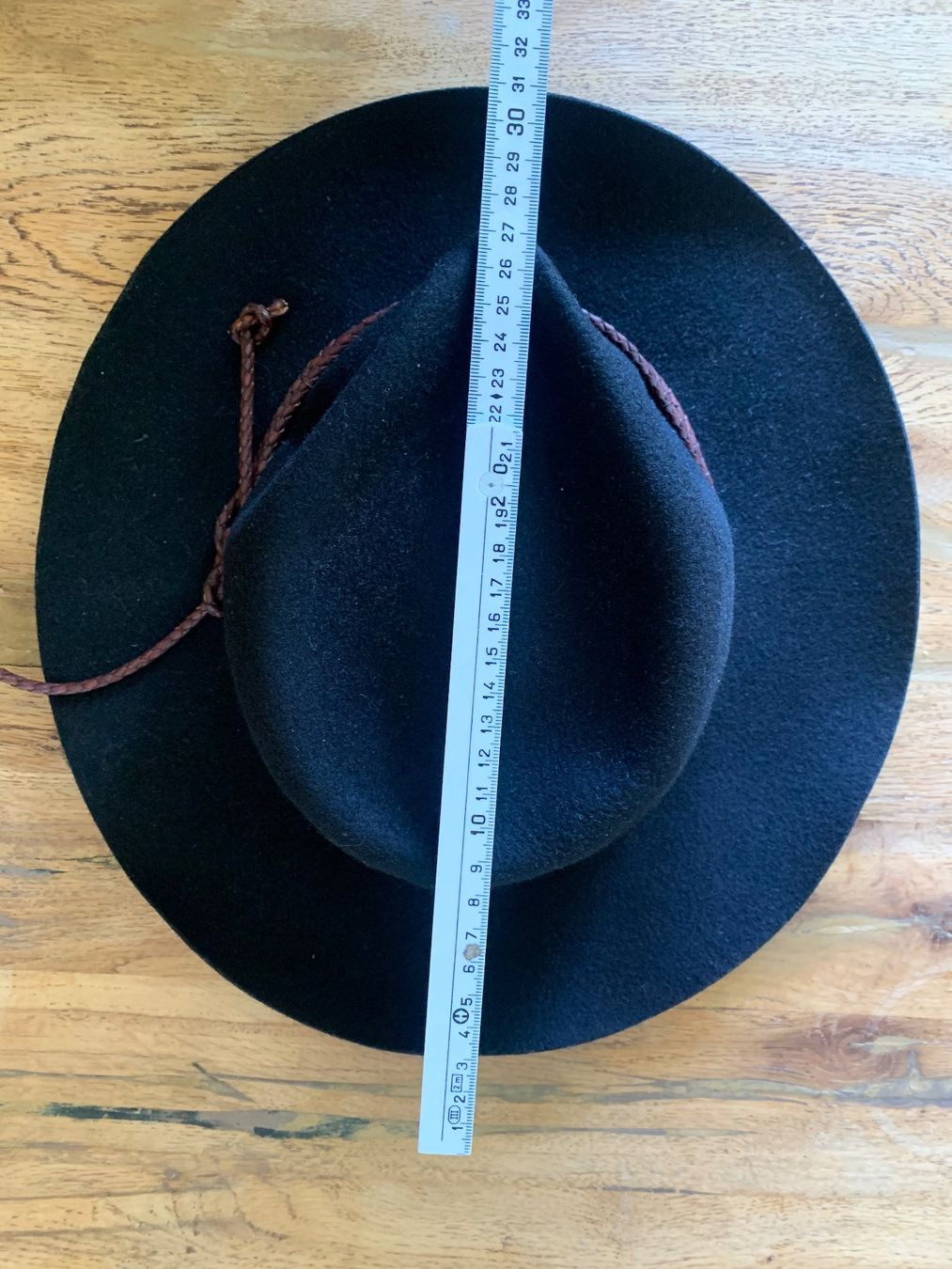 Copricapi, berretti & cappellini: Chapeau noir fedora taille 7 1/2 – Usato da Genève venduto da sanchka0 2