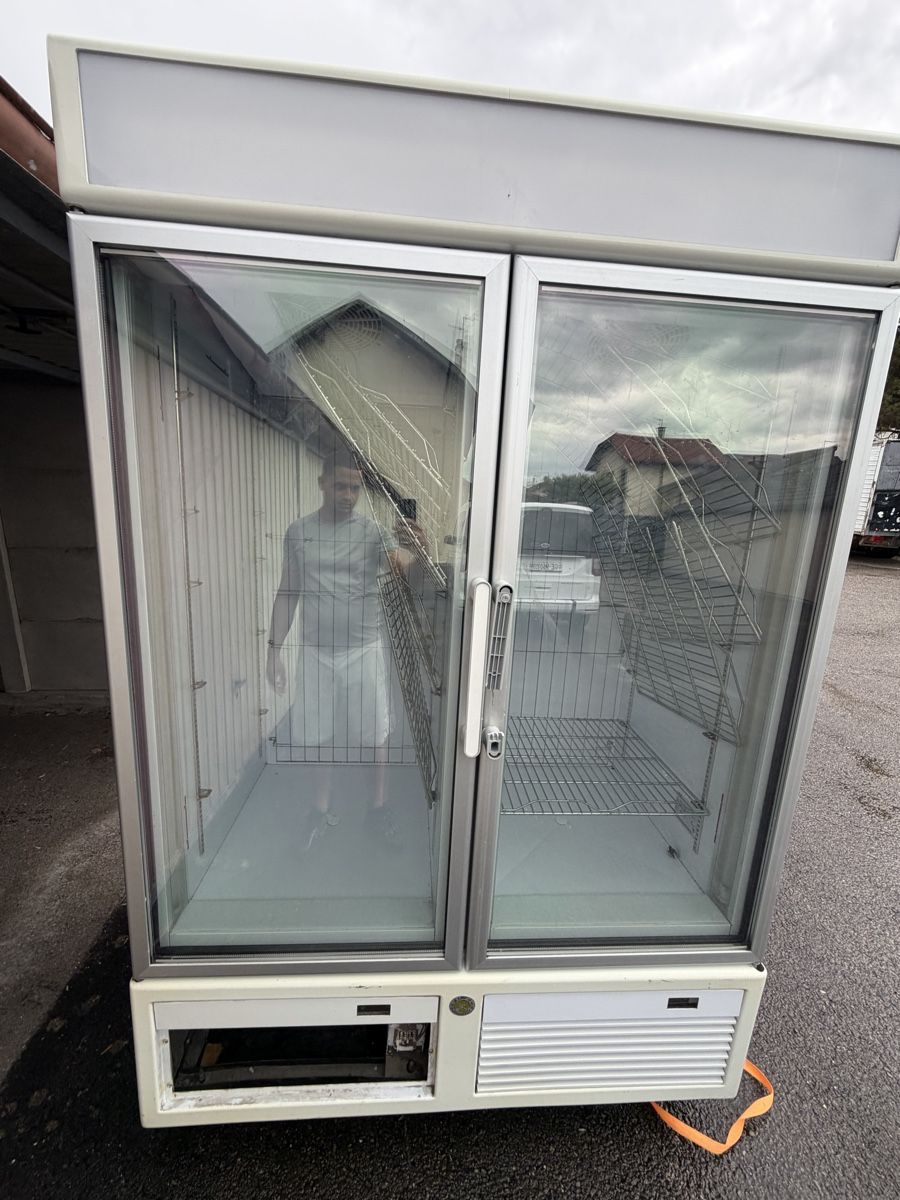 Frigoriferi: Armoire de stockage, négative et positive – Usato da Genève venduto da abd_tww7 3