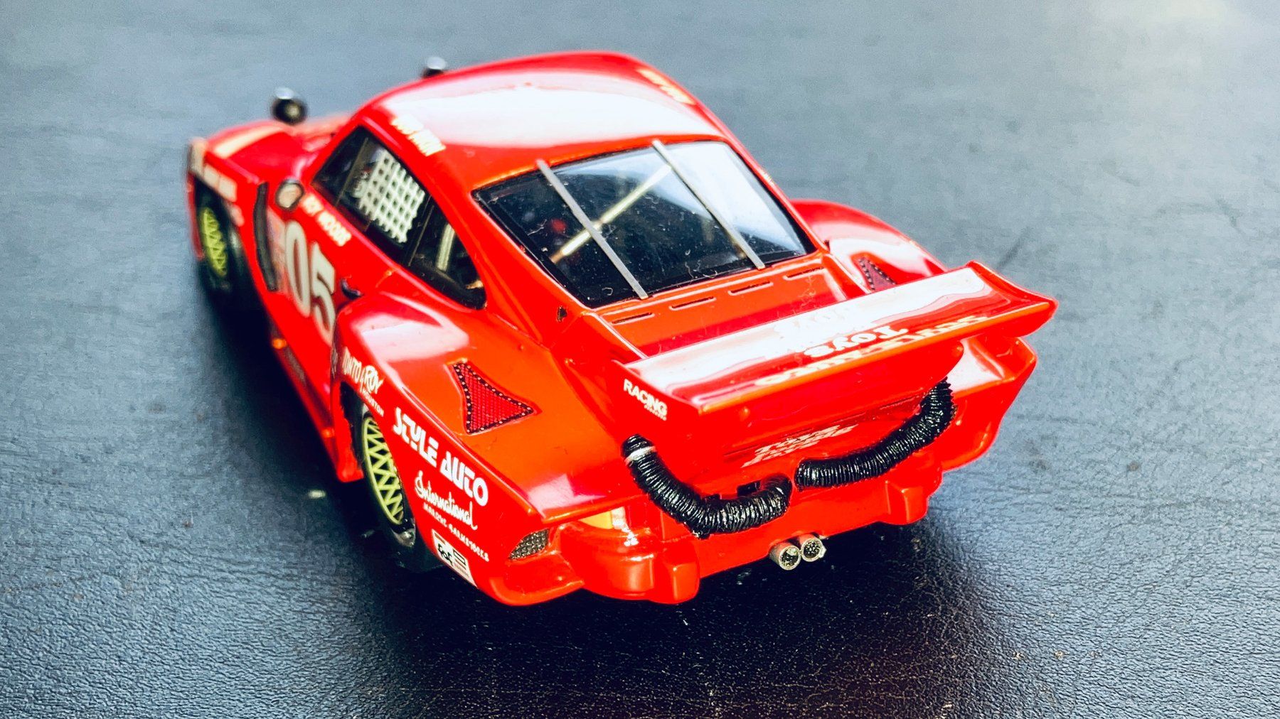 Porsche Modellautos: Porsche 935 1:43 True Scale TSM10431 – Neu (gemäss Beschreibung) aus Sarnen von Funky_star 3