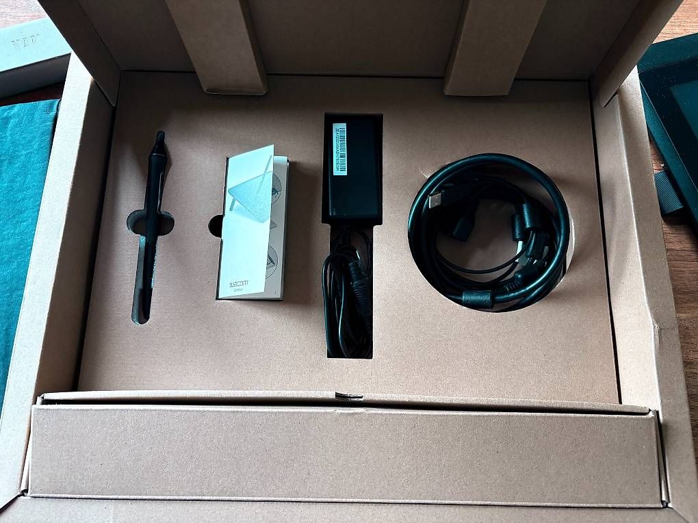 Wacom Monitor: Wacom Cintiq 16, Pro Pen 2, great condition! – Usato da Zürich venduto da kyso 1