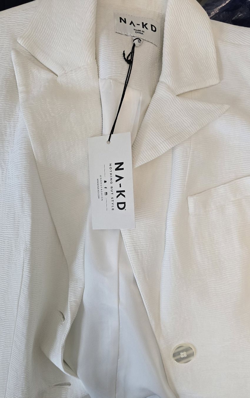 Na-kd Giacche: veste blanche neuve ceintrée taille 34 – Nuovo e nell'imballaggio originale da Genève venduto da Saleena 4