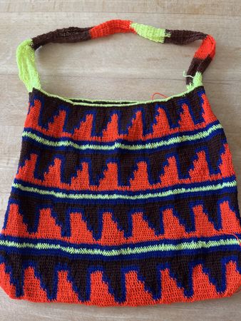 Bunte Tasche aus Papua neu Guinea, Nähtechnik