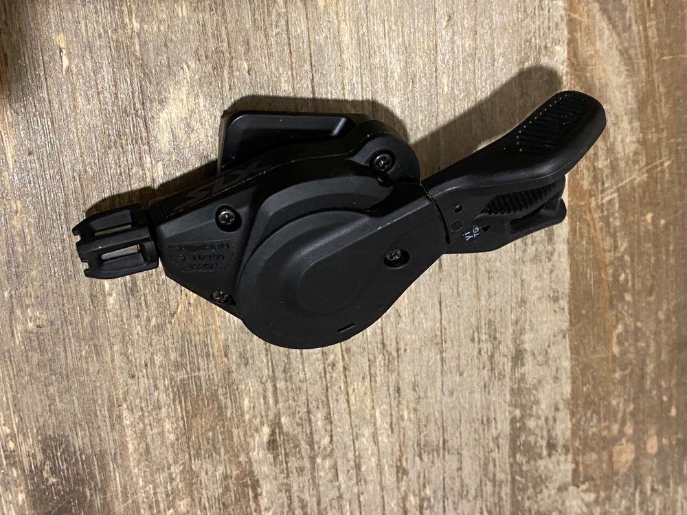 Commande de Vitesse Droite SHIMANO SLX 12V SL-M7100-I