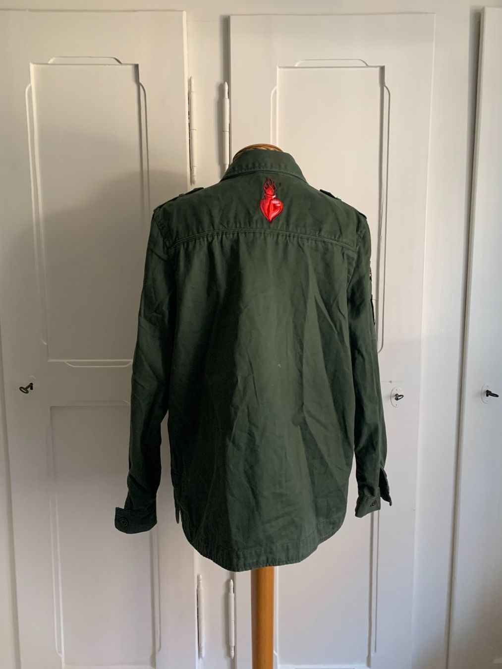 Giacche: Military Jacke olivgrün - 38 – Usato da Zürich venduto da Diazaio 2