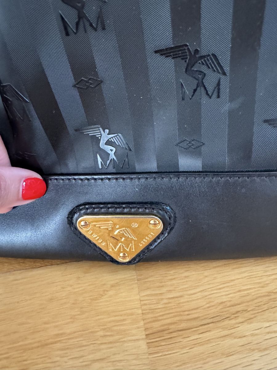 Maison Mollerus Borse da donna: Beuteltasche classic schwarz/gold NIESEN – Usato da Oberrieden venduto da Olivianeu 2