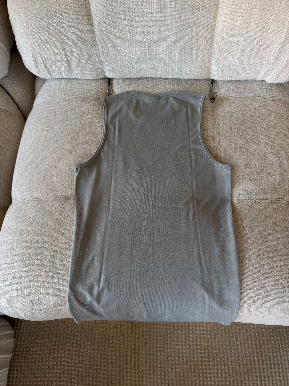 Gymshark T-shirt: Gymshark | Tanktop – Nuovo (secondo la descrizione) da Horgen venduto da onur_5 3