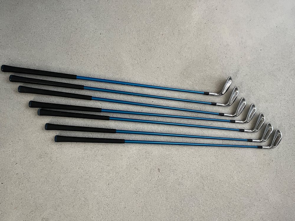 TaylorMade Stealth Damen Golf-Eisen Set – Für Rechtshänder, Verzeihend & Hoher Abschlag